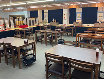 ゆったり30席の店内